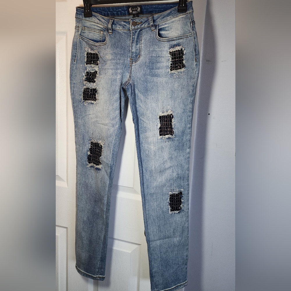 Azi Jeans womens sz 4  distressed patches with sequins straight leg grunge